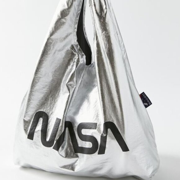 NWT Standard Baggu - Space Logo Silver - Picture 5 of 5